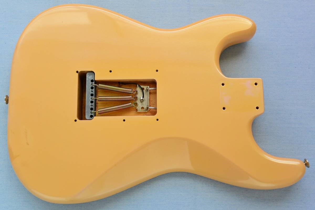 Fender Japan シェル・ピンク ストラト ボディ＋ピックガード＋電装パーツ＋ブリッジ Mod. フェンダー Strat #22 G02-01_画像9