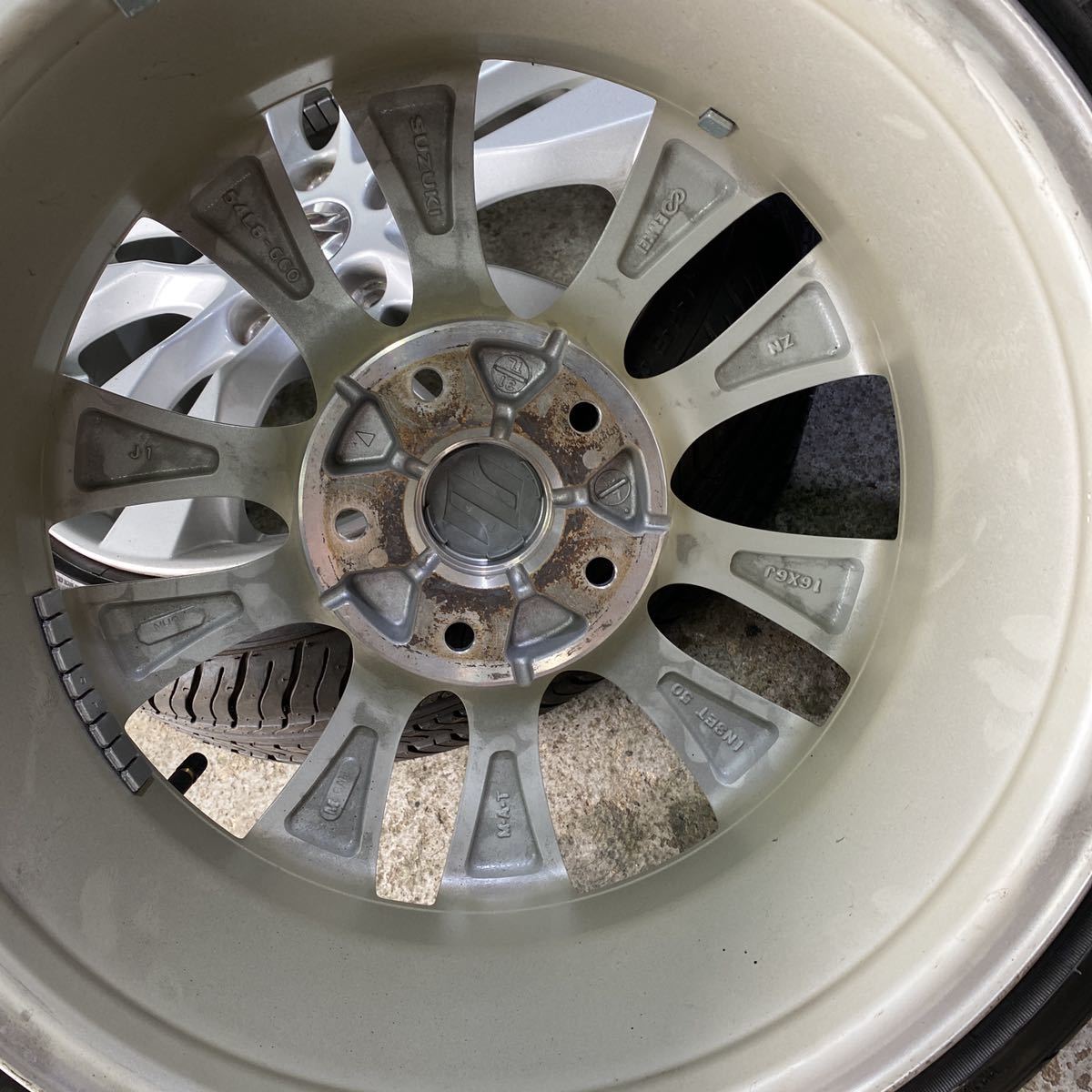 スズキ スイフトスポーツ純正 165/45R16 引っ張り ローダウン 16 スズキ スイフトスポーツ純正 165/45R16 引っ張り ローダウン 16