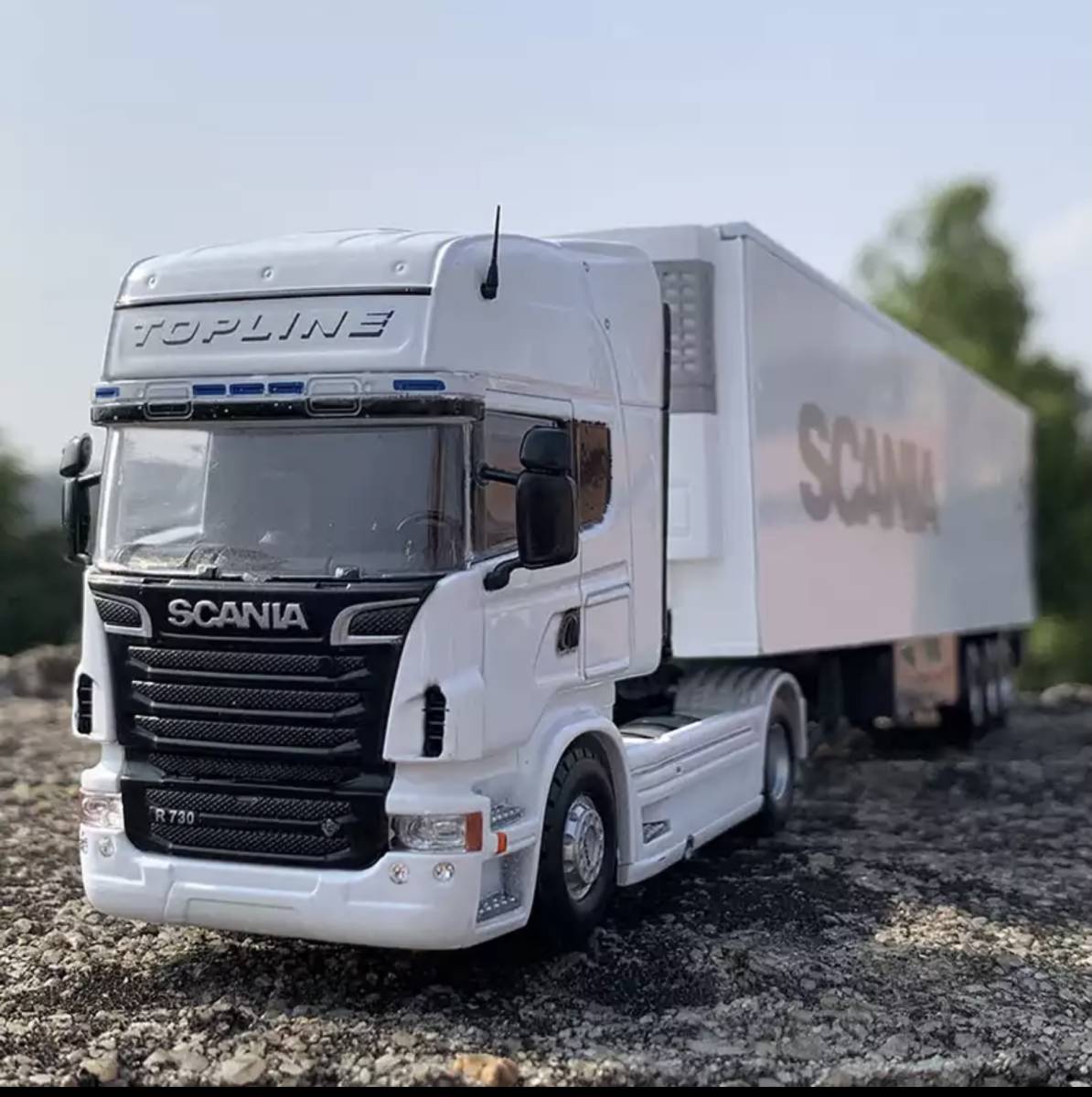 スカニア SCANIA 1/50 トレーラー ホワイト 箱なし 送料無料