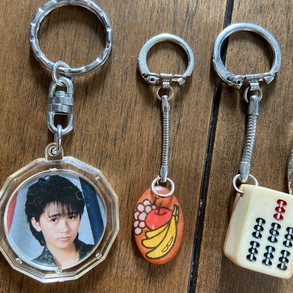 Yahoo!オークション - 昭和レトロ キーホルダー 5点セット 工藤 Yahoo!オークション - 昭和レトロ キーホルダー 5点セット 工藤