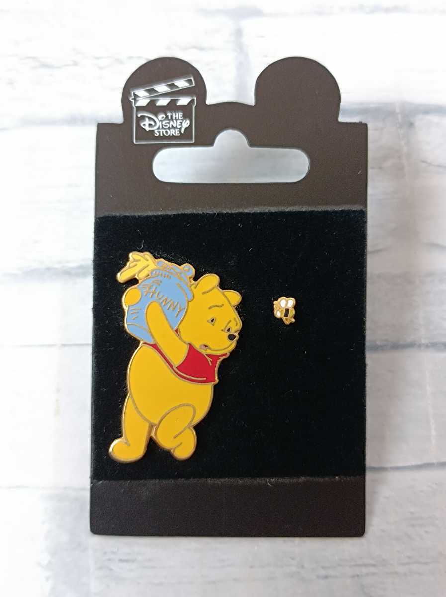 年中無休 ディズニーストア プーさん ピグレット ピンバッジ はちみつ 蜂 壺 ピンズ くまのプーさん Disney Pooh Lacistitis Es 年中無休 ディズニーストア プーさん ピグレット ピンバッジ はちみつ 蜂 壺 ピンズ くまのプーさん Disney Pooh Lacistitis Es