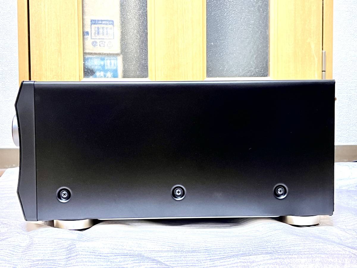 Integra DRC-R1 AVプリアンプ 定価40万円 ほぼ未使用品 Integra DRC-R1 AVプリアンプ 定価40万円 ほぼ未使用品