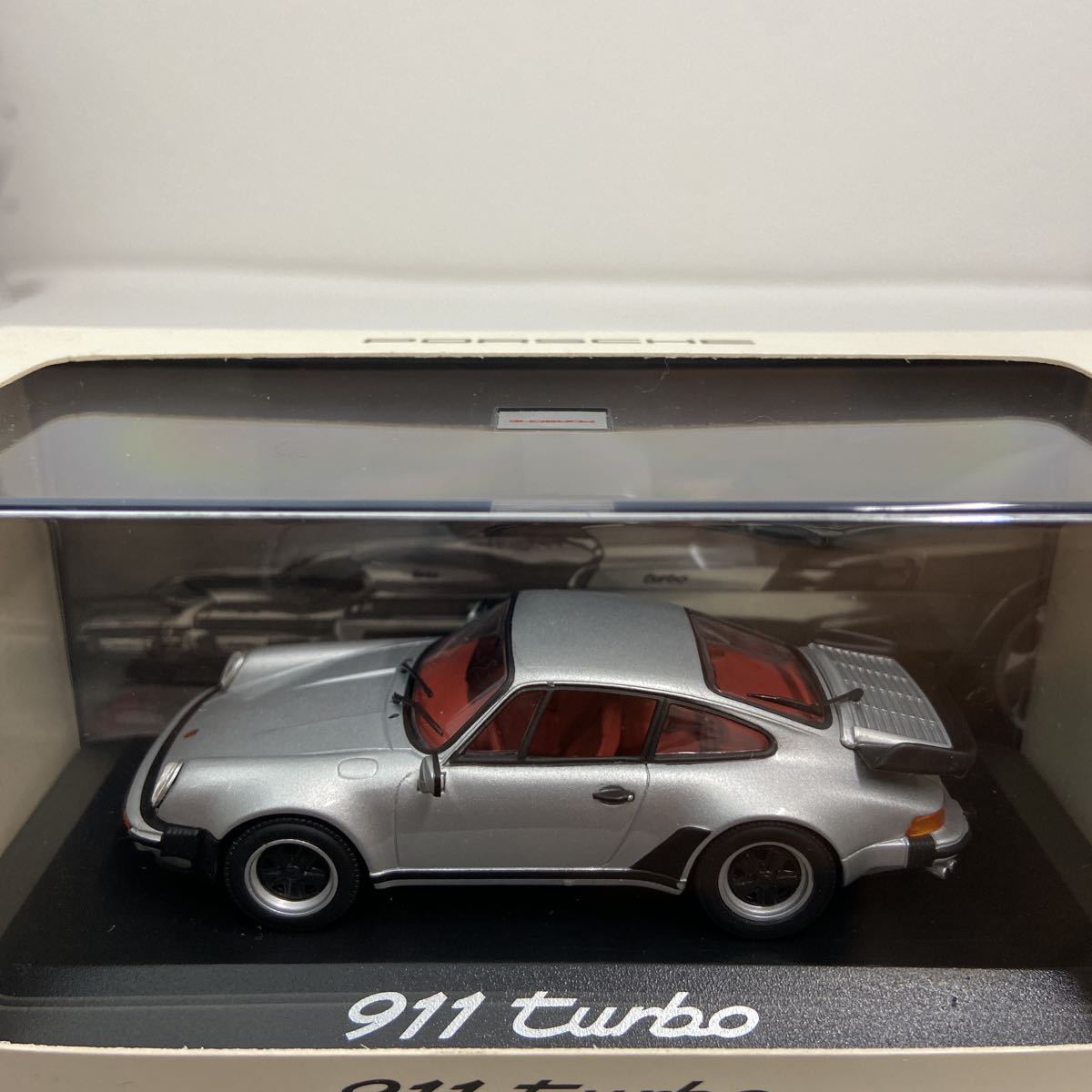 PORSCHE дилер специальный заказ PMA 1/43 Porsche 911 turbo Silver MINICHAMPS 930 type серебряный турбо воздушное охлаждение Minichamps миникар модель машина 