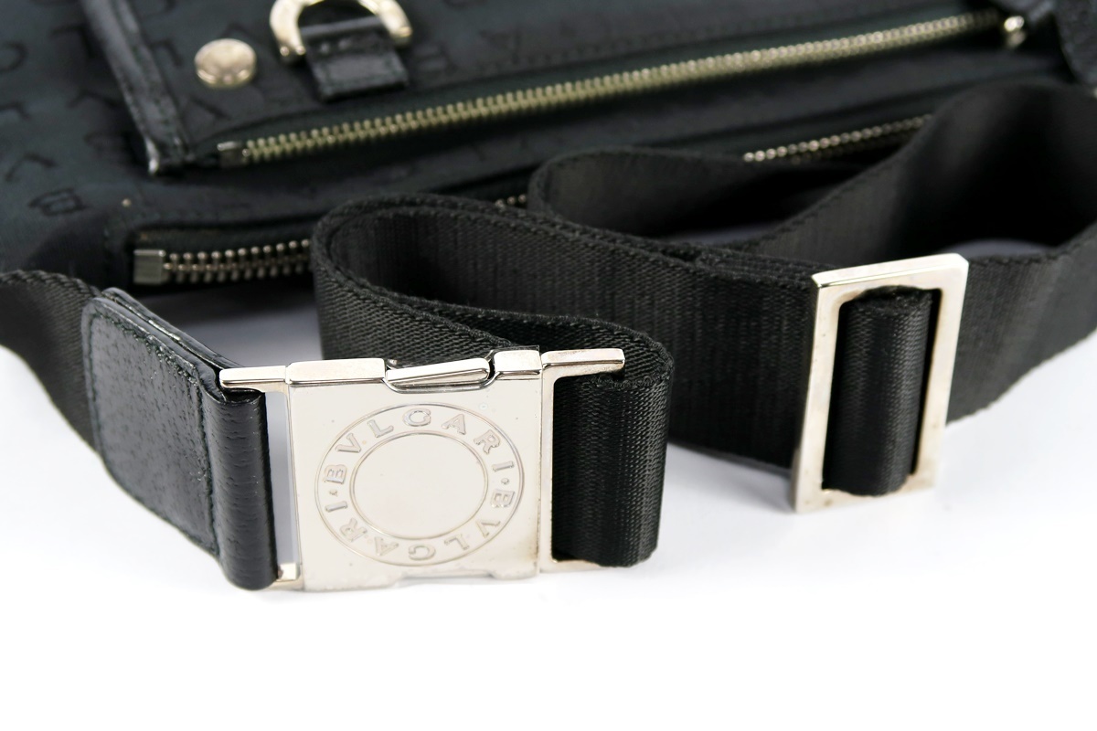 新品同様・未使用】BVLGARI ブルガリ ロゴマニア ブラック キャンバス