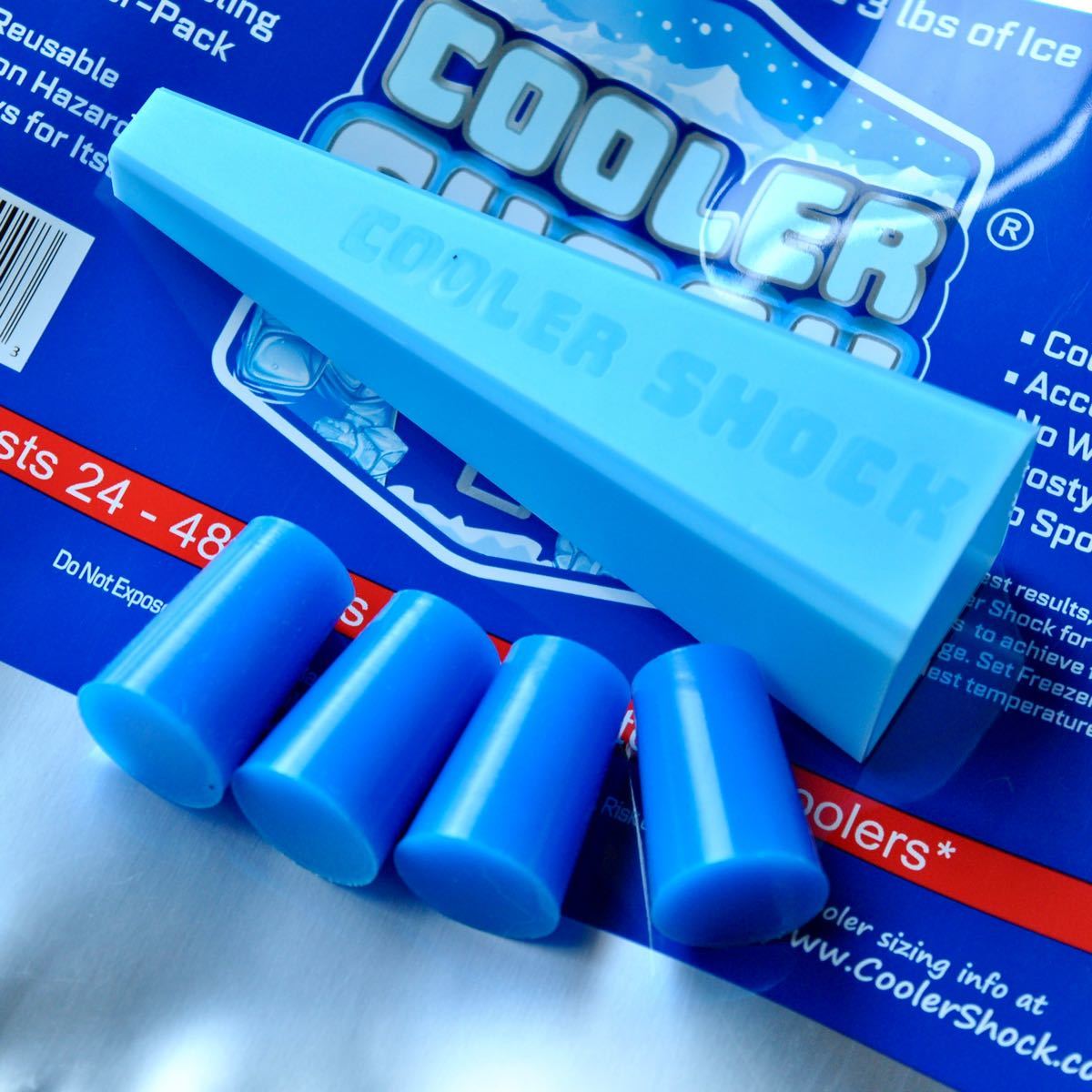 クーラーショック COOLER SHOCK【M4個セット】−7.8度を長時間維持するアメリカの保冷剤　クーラーボックス アウトドア