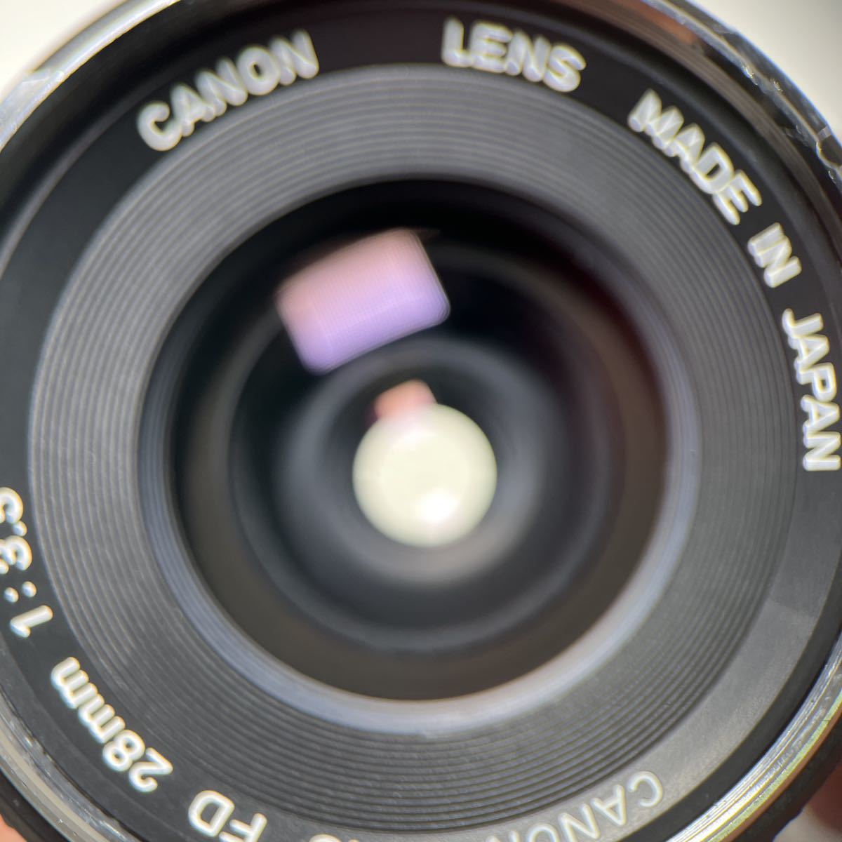 T Canon New FD 28mm 2.8 美品 キャノン ニューFD 28mmカメラレンズ　　kernel FD-NEX マウントアダプター付　★送料無料★_画像5