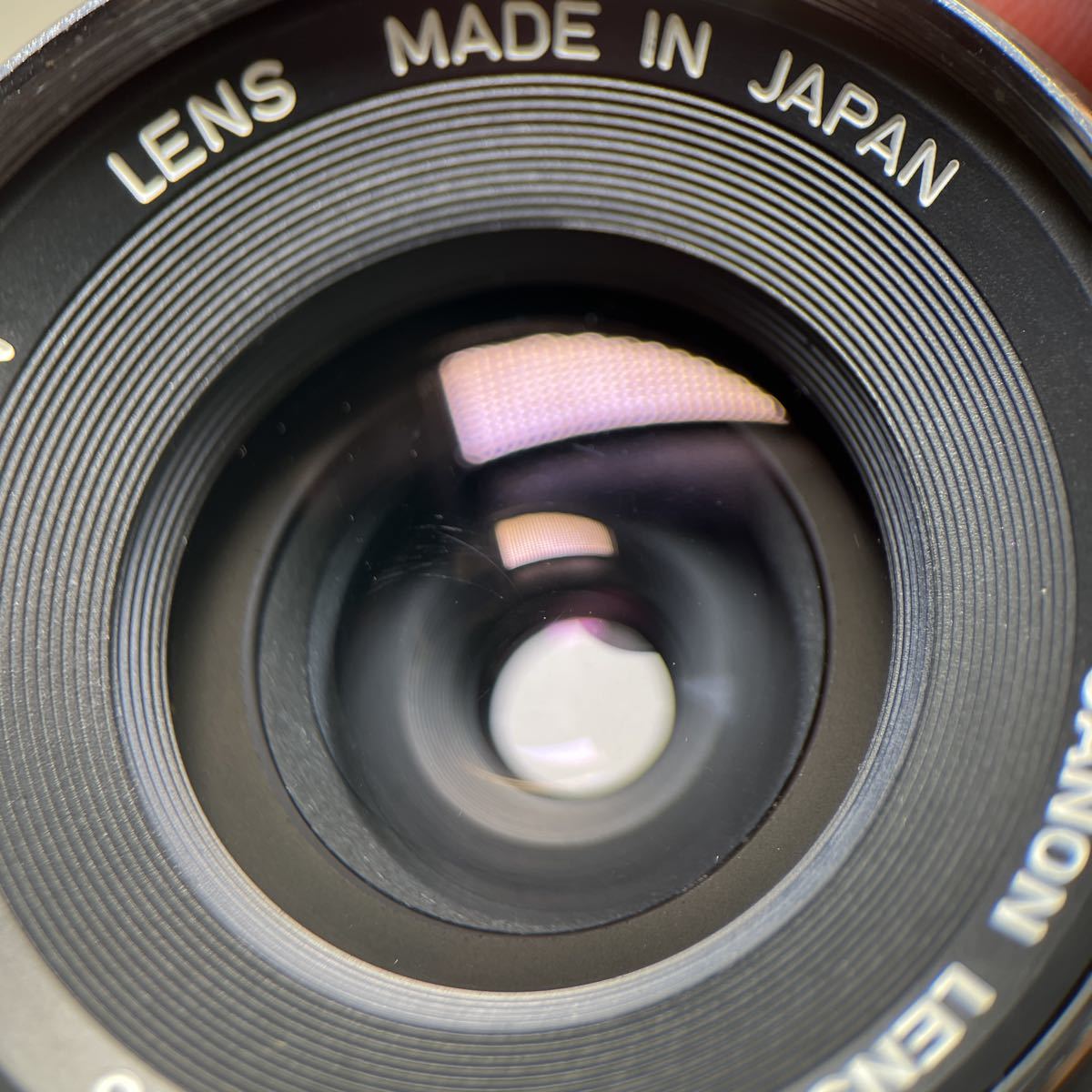 T Canon New FD 28mm 2.8 美品 キャノン ニューFD 28mmカメラレンズ　　kernel FD-NEX マウントアダプター付　★送料無料★_画像7