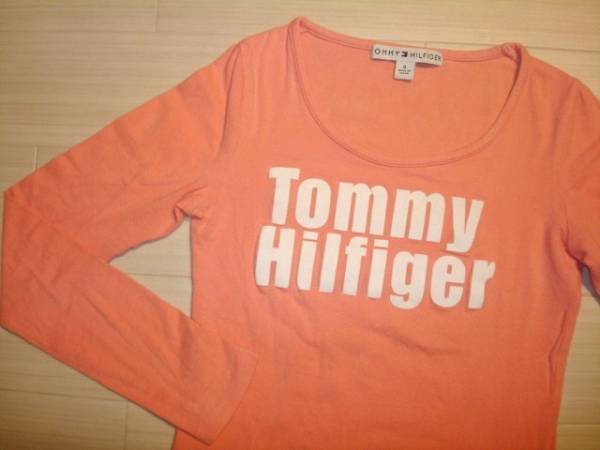 ■ TOMMYHILFIGER トミーヒルフィガー 長袖 ロンT Tシャツ カットソー XS Sサイズ 0 レディース サーモンピンク ロゴ_画像2