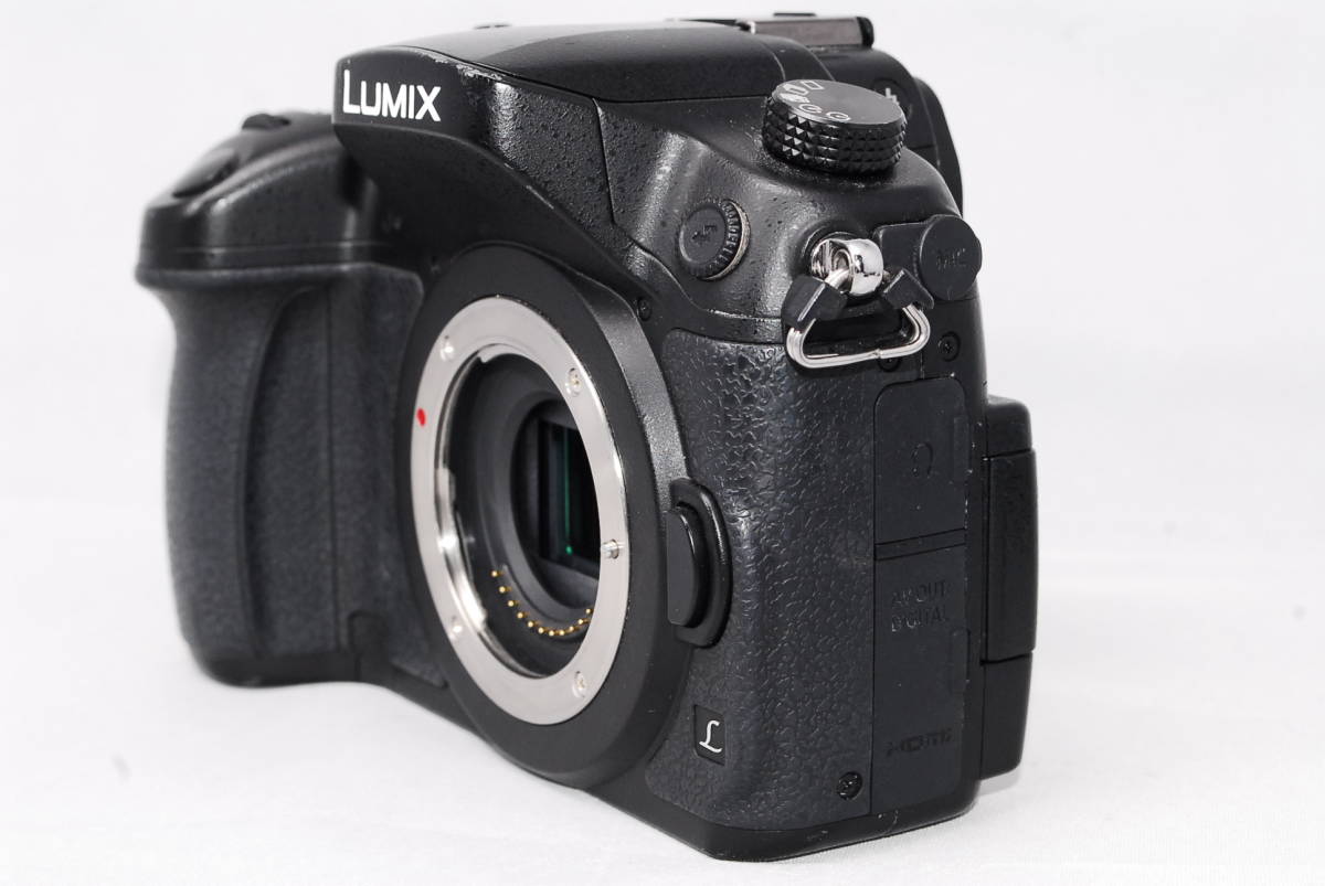 ◆美品◆ パナソニック Panasonic LUMIX DMC-GH4 ボディ ミラーレス ブラック ★動作確認済み★ シャッター回数6056回！_画像3