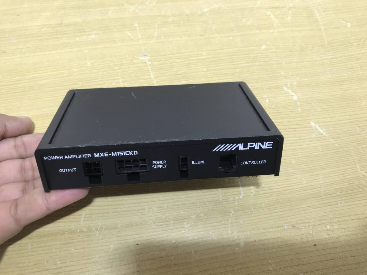 ALPINE アルパイン SWE-1500 パワード サブウーファー サブ ALPINE アルパイン SWE-1500 パワード サブウーファー サブ