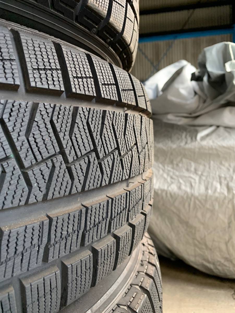 使用走行1,000km未満 ポルシェ マカン TECMAG テクマグ ピレリ アイスアシンメトリコ 235/60R18 107Q スタッドレスタイヤホイール4本セット_画像9