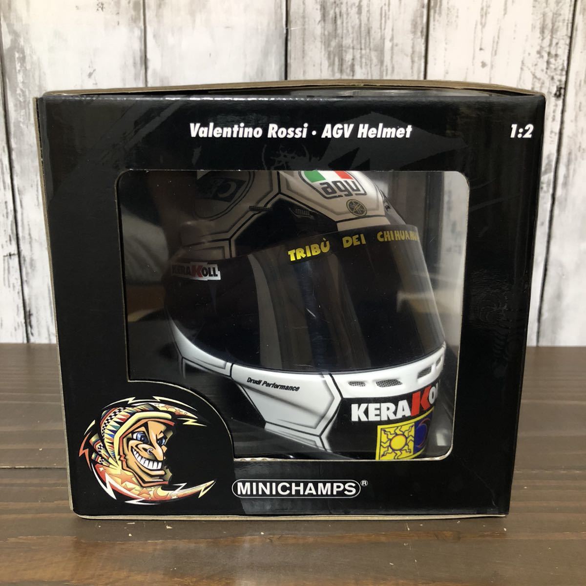 【MINICHAMPS】ミニチャンプス AGV 1:2 ヘルメット V.ロッシ モトGP 2008 バルセロナ #46 送料無料！_画像2