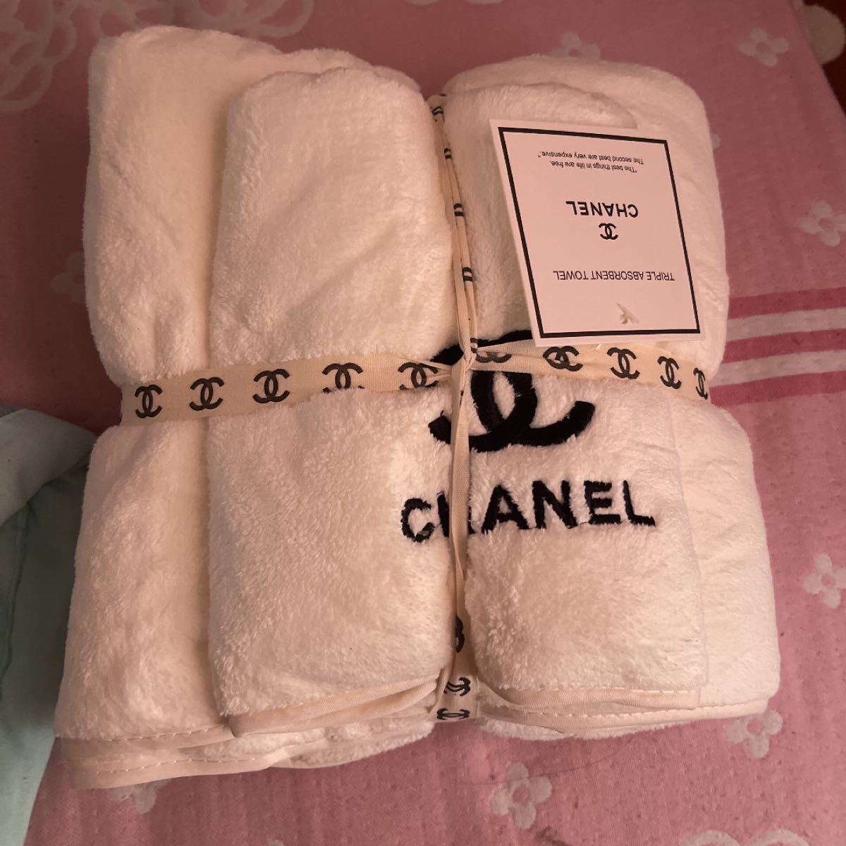 シャネル タオル 2枚セット Chanel バスタオル フェイスタオル シャネル タオル 2枚セット Chanel バスタオル フェイスタオル