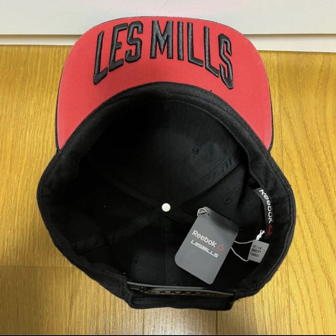 完売品 激レア LesMills Reebok レズミルズ リーボック 刺繍 LM ロゴ
