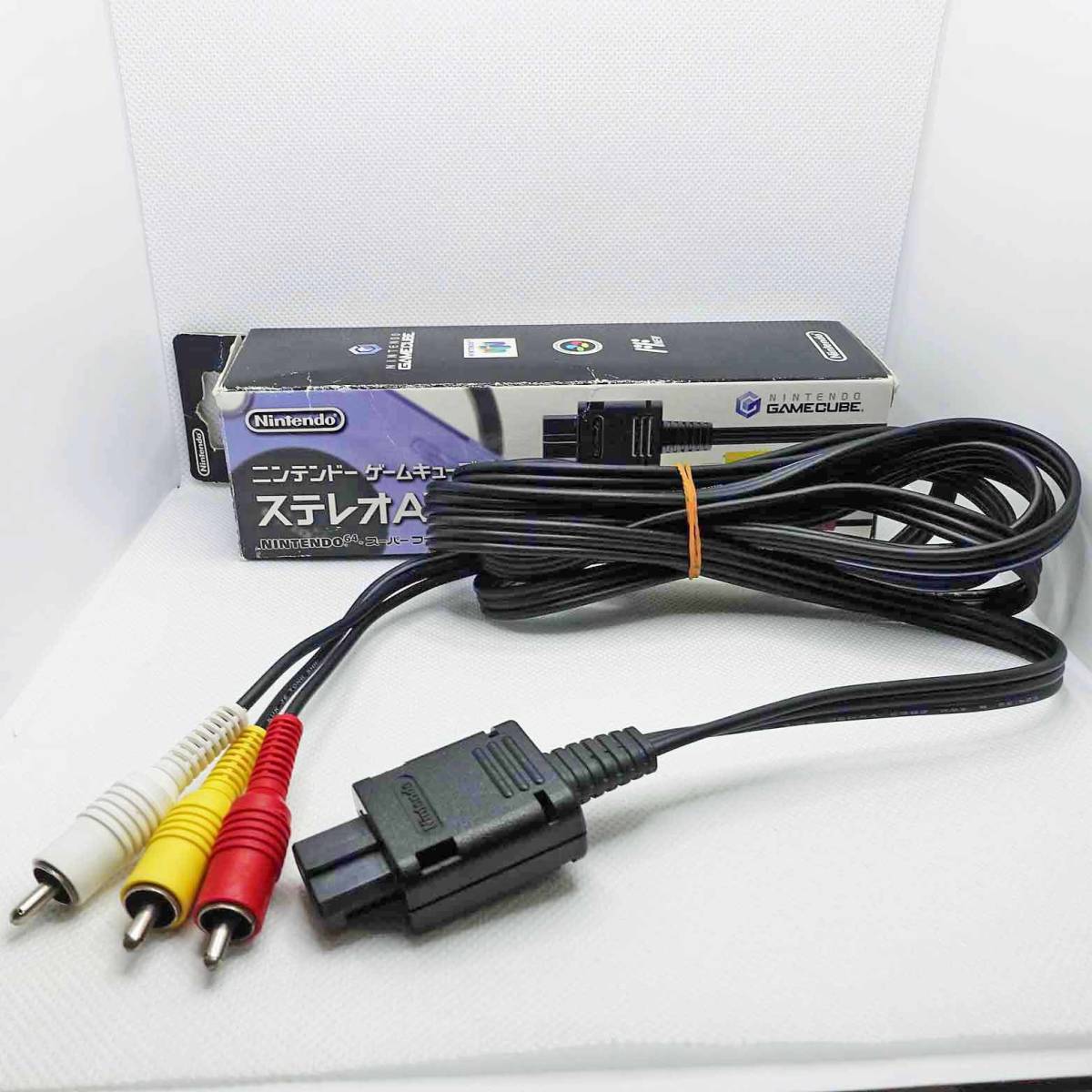 任天堂 純正品 ゲームキューブ ステレオAVケーブル SHVC-008 任天堂 純正品 ゲームキューブ ステレオAVケーブル SHVC-008
