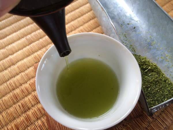 【送料無料】安く・美味しく・煎茶粉茶1.5㎏（３００g詰×５本）_煎茶粉茶