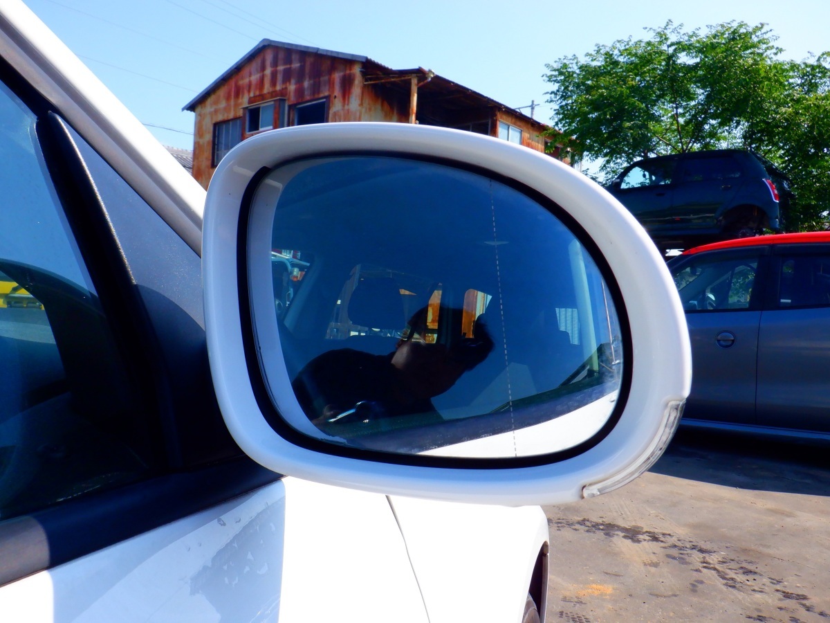  Volkswagen Golf 1KCAX winker door mirror right driver`s seat side control number WVWZZZ1KZBM701125 * postage extra 