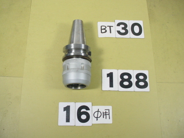 BT30-C16-55　日研　ミーリングチャック　品　コレット16Φ用　BT30-188