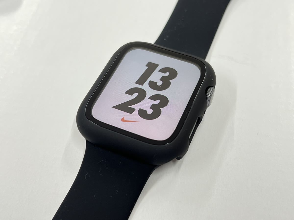 ☆即決 初めての方もおススメ！ Apple watch Series4 スペースグレイ