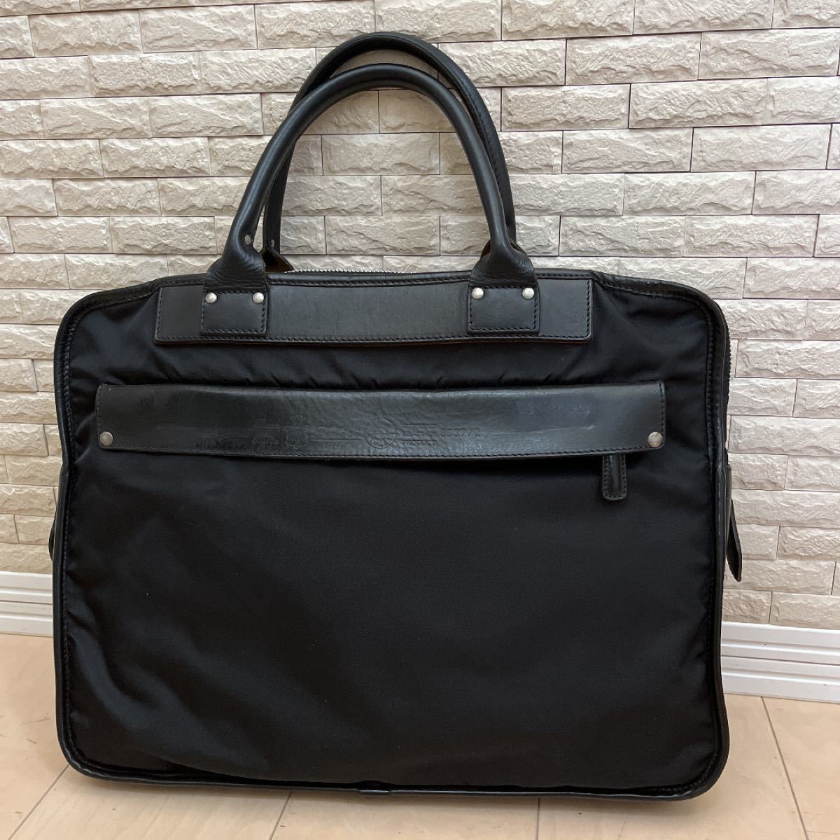 美品 フェリージ8637 角破れなし(tumi BRIEFING好き必見)|Yahoo