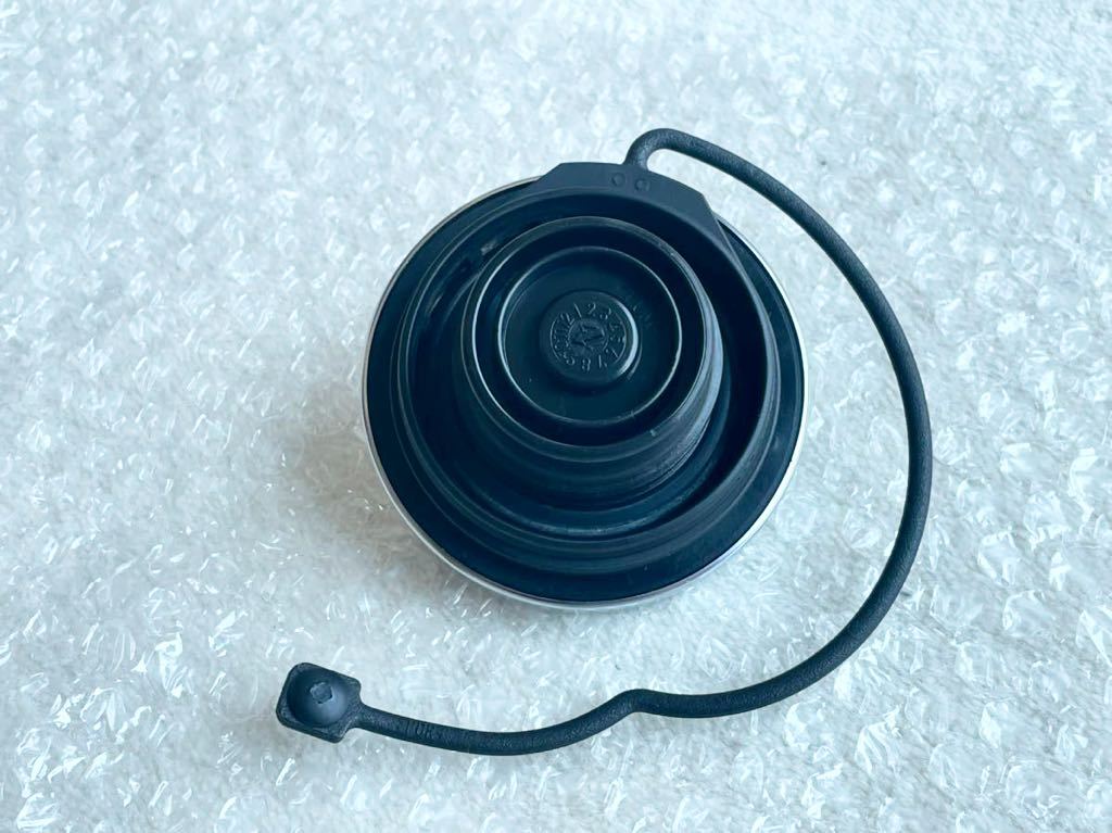 即納 純正 ポルシェ 911 996 997 986 987燃料 ガソリン タンク キャップ アルミ Genuine Porsche Fuel Tank Cap Alu_画像5