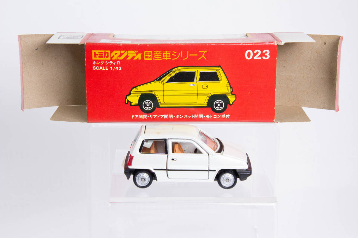 トミカダンディ 当時物 付属品のモトコンポ残ってます 国産車 トミカダンディ 当時物 付属品のモトコンポ残ってます 国産車