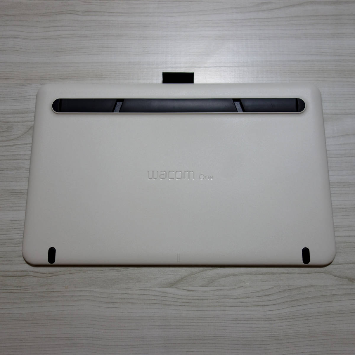 ワコム DTC133W0D Wacom One フルHD 13.3型 液晶ペンタブレット