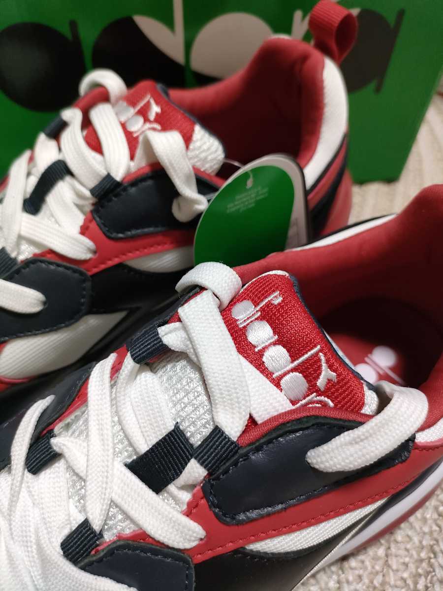 新品 定価13200 DIADORA ディアドラ スニーカー 28.5cm アトモス購入 ホワイト ネイビー レッド メンズ_画像4