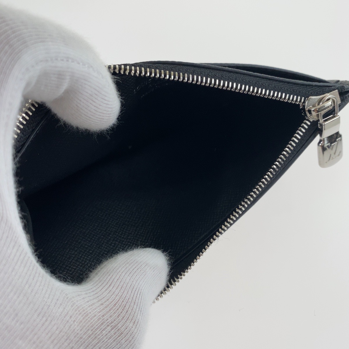 美品 LOUIS VUITTON ルイヴィトン タイガ ブラック タイガ/レザー