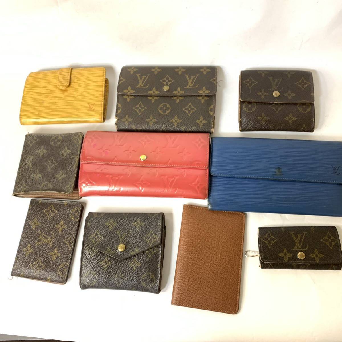 1円スタート LOUIS VUITTON ルイ ヴィトン モノグラム ヴェルニ エピ