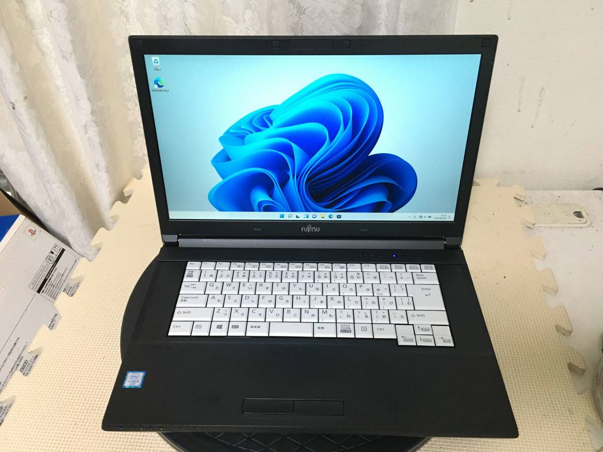ディズニーコレクション FUJITSU A576 i5 メモリ8g 高速SSD windows10