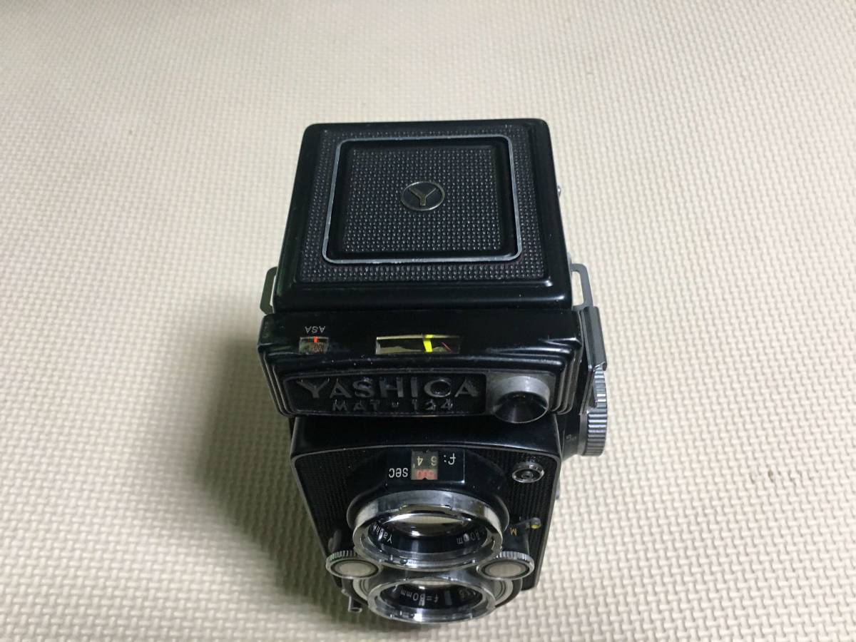 7996 ヤシカ Yashica MAT-124 二眼レフ フィルムカメラ ジャンク品　全国送料無料_画像3