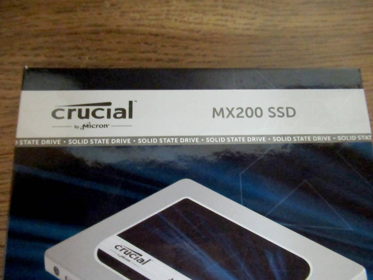 新品未開封 Crucial 250GB SSD CT250MX200SSD1 MLC SerialATA SATA クルーシャル _画像2