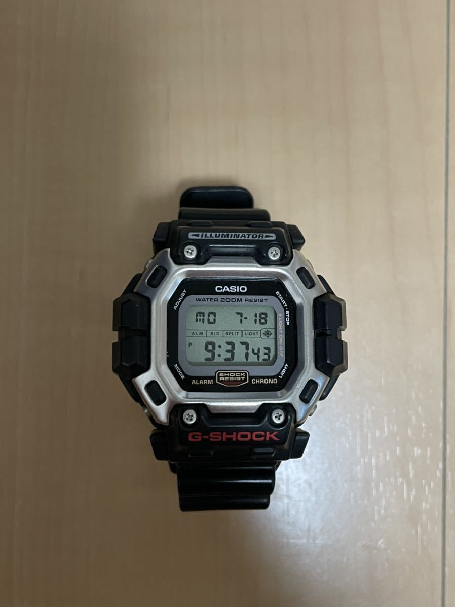 G-SHOCK DW8300 初代ガンダム ジーショック-