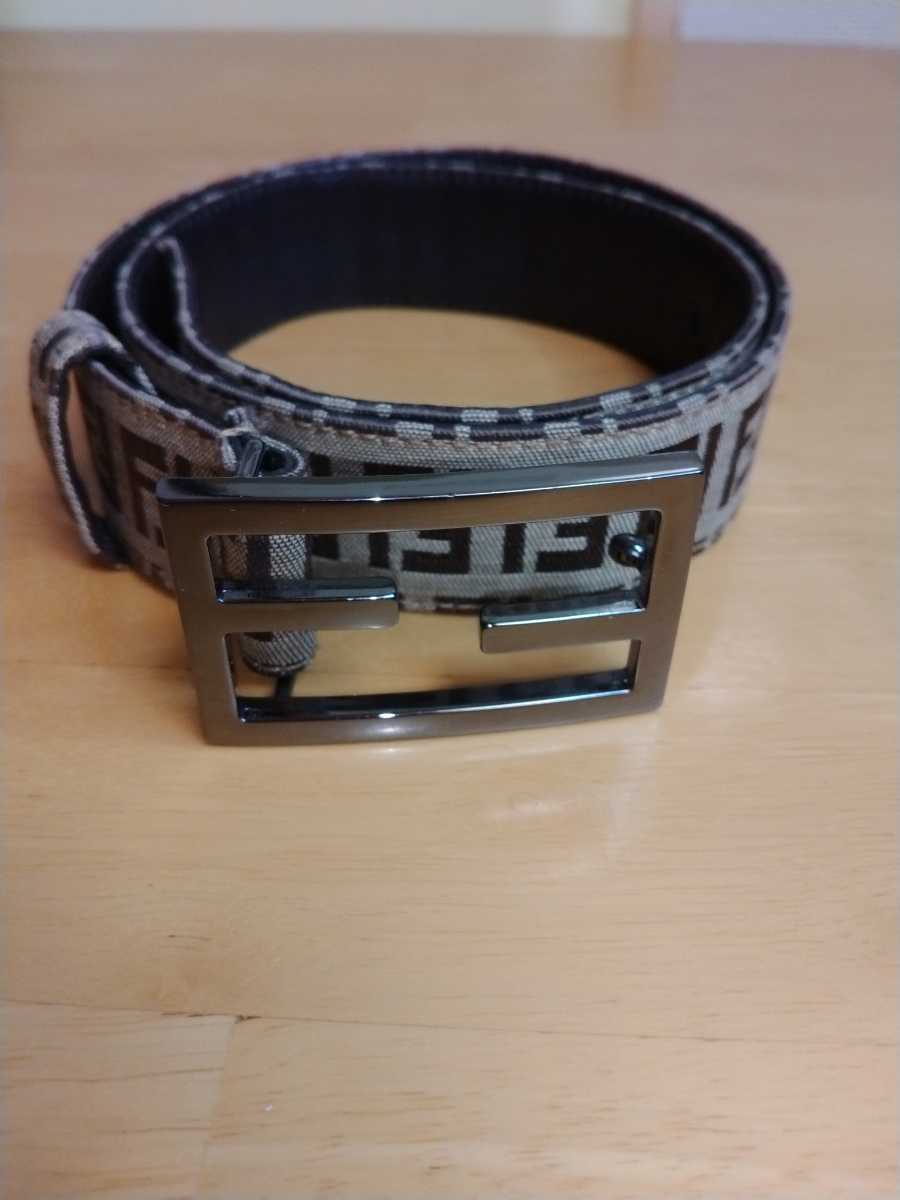 中古 FENDI フェンディ ベルト FF柄キャンバス×レザーベルト FENDI ロゴ ベルト Fendi belt 送料無料