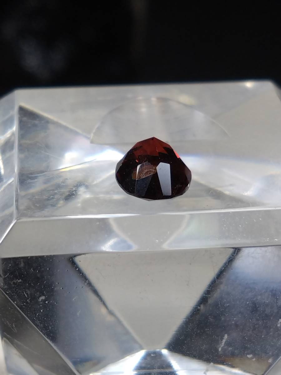 アルマンディンガーネット 6CTオーバルカットルース 04703492902|PayPayフリマ 美品! スペサルタイトガーネット 0.74ct オーバル ルース(LA4653)