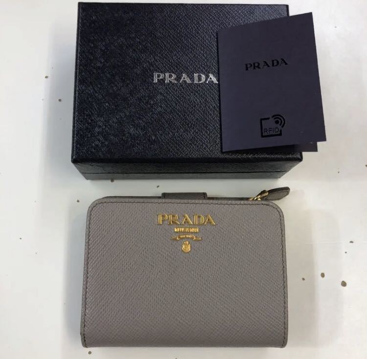 美品 PRADA サフィアーノ L字ファスナー コンパクト財布 RFID