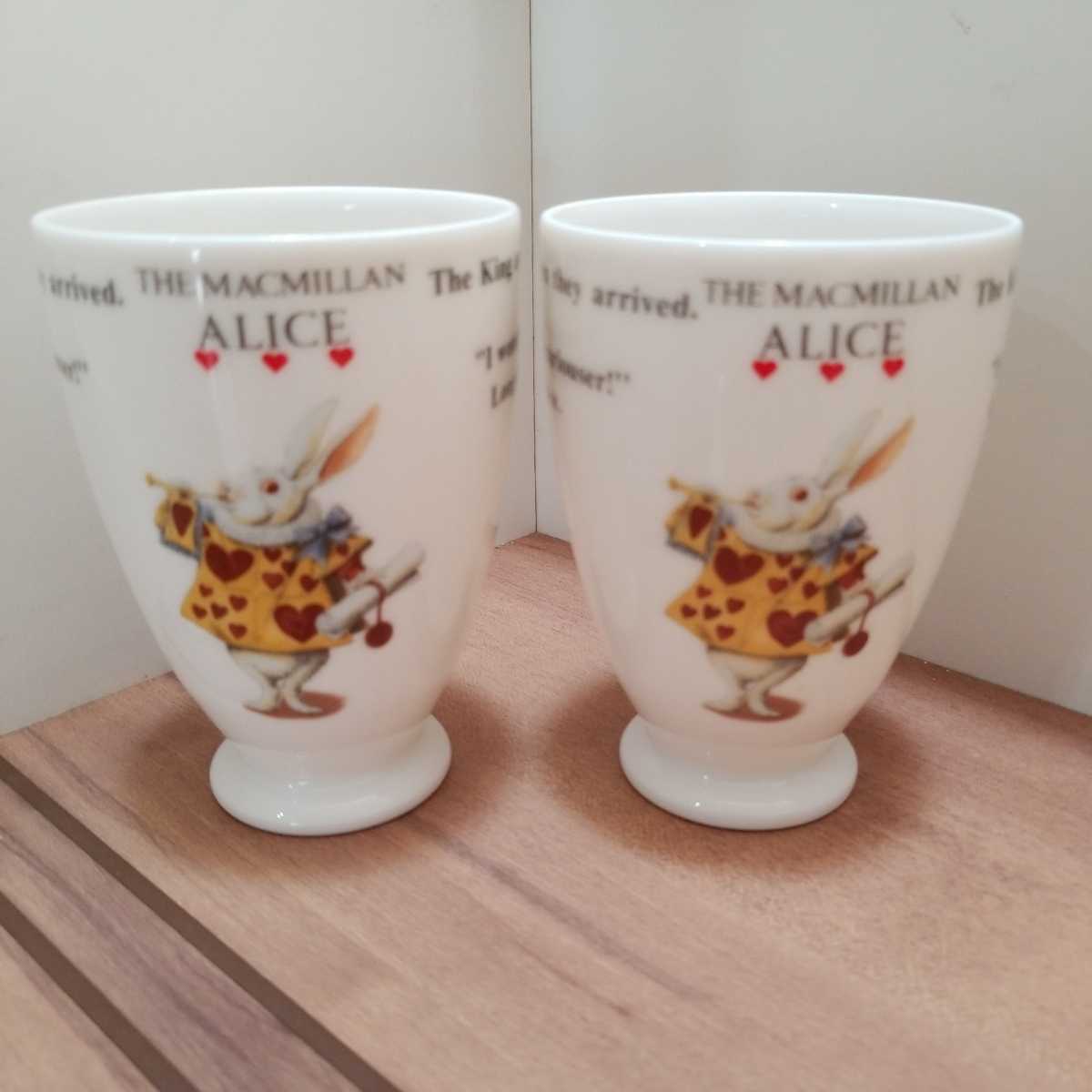 マグカップ　湯飲み　マクミラン　陶器 不思議の国のアリス　ウサギ　ペア　セット_画像2