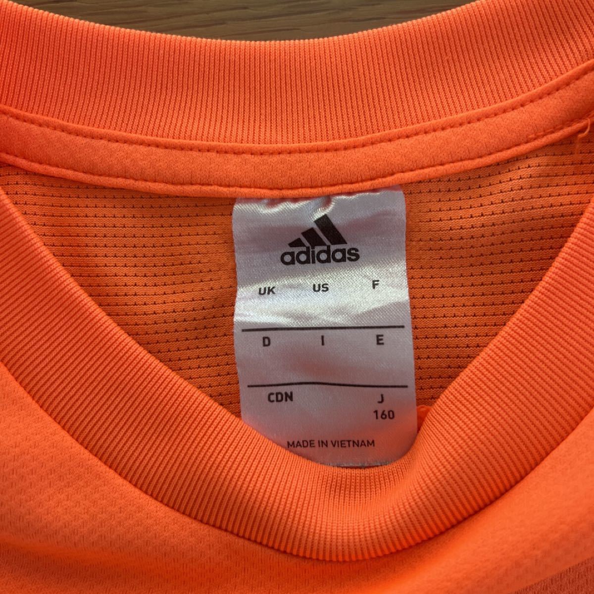 adidas アディダス Tシャツ 160 オレンジ