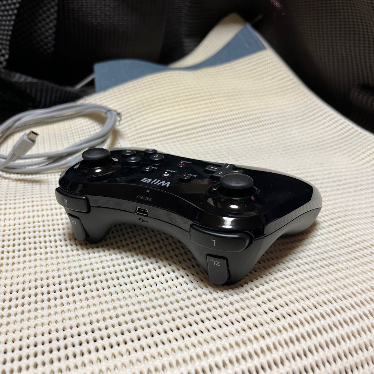 任天堂 Wii U PRO コントローラー　1本　(WUP-005 KURO)