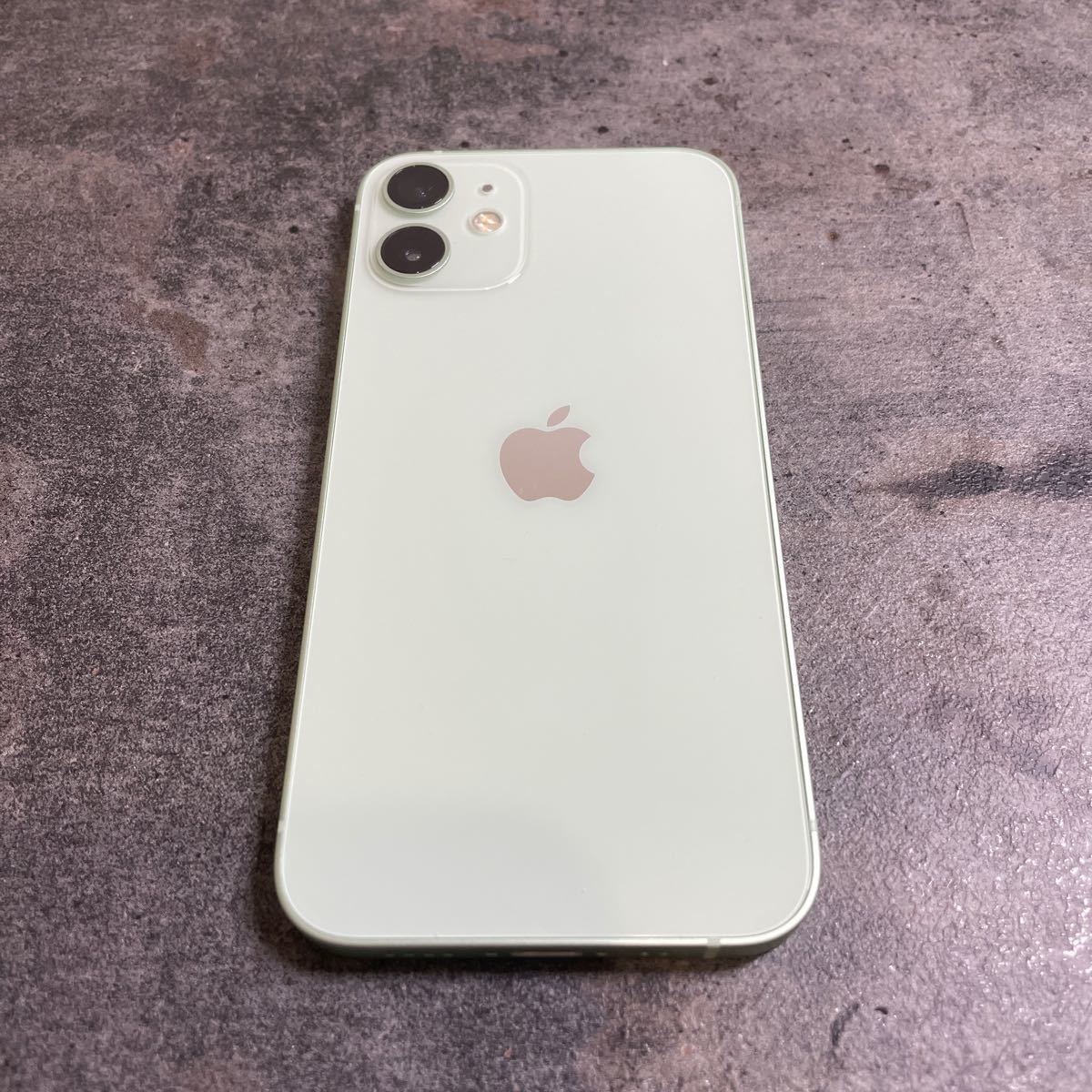 美品】iPhone 12 mini 64GB ホワイト SIMフリー - library