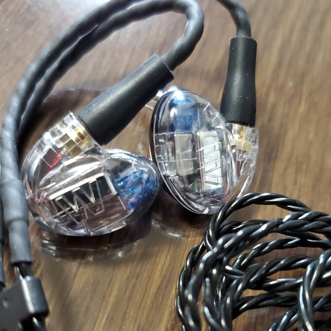 Westone ウェストン UM Pro20 イヤホン 元箱無し本体と付属品のみ