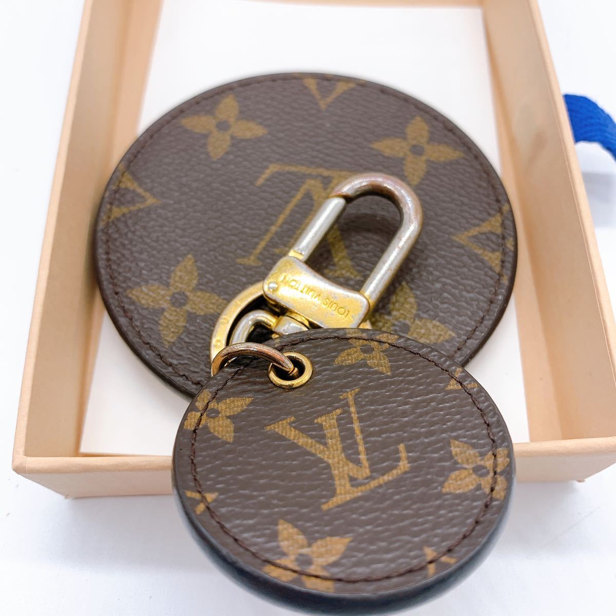 LOUIS VUITTON ポルトクレ ドラゴンヌ キーホルダー ジャイアント