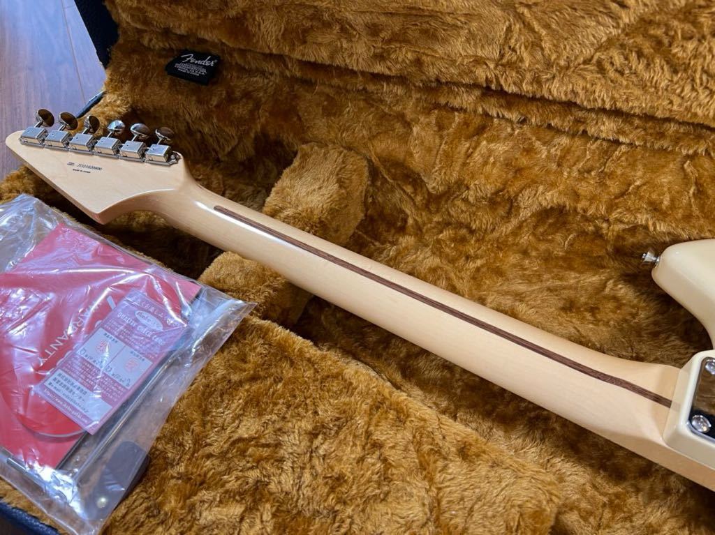 Fender Daiki Tsuneta Swinger Maple Fingerboard Vintage White Fender Daiki Tsuneta Swinger Maple Fingerboard Vintage White
