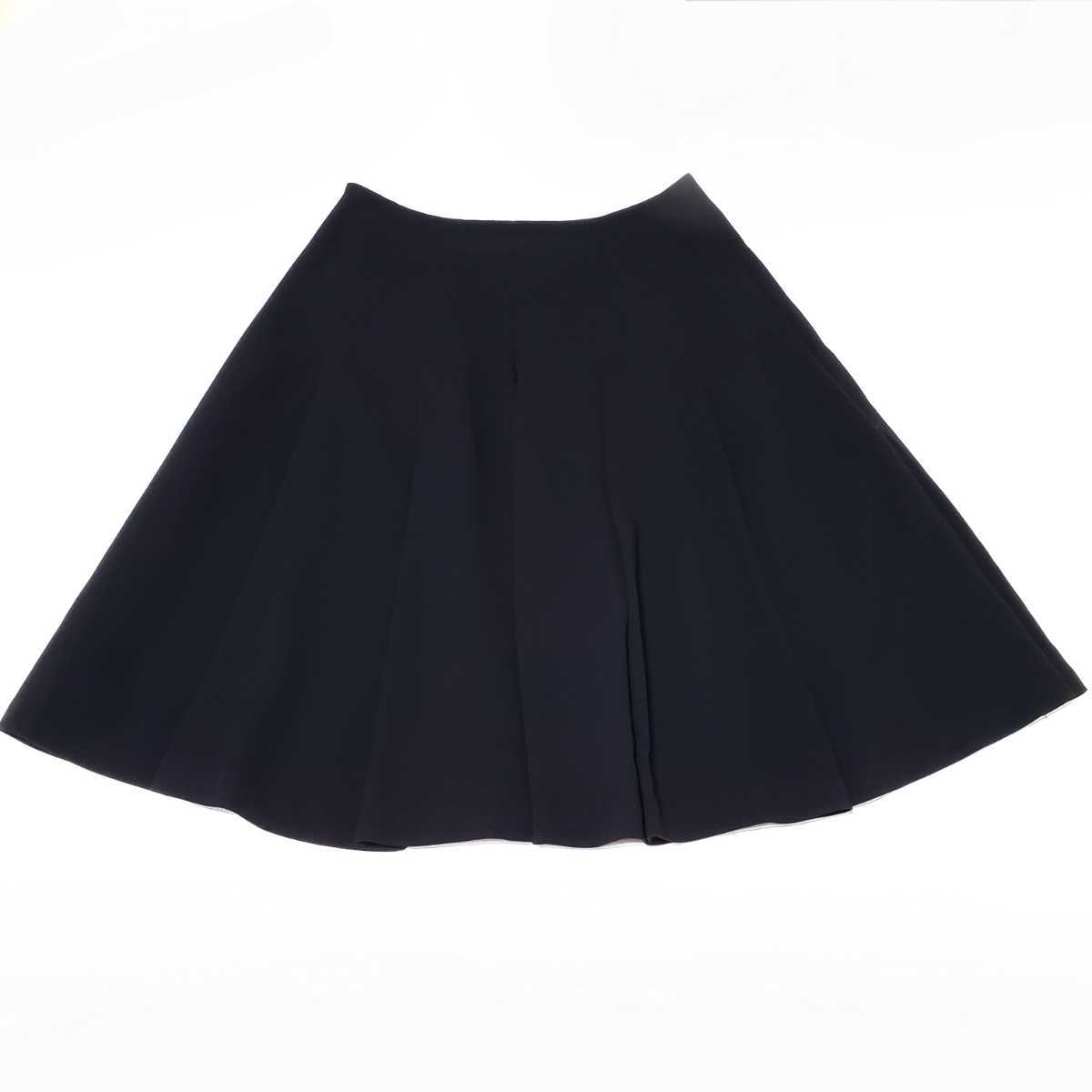 TO BE CHIC toe Be Schic black knees height skirt size 40( approximately L size corresponding )