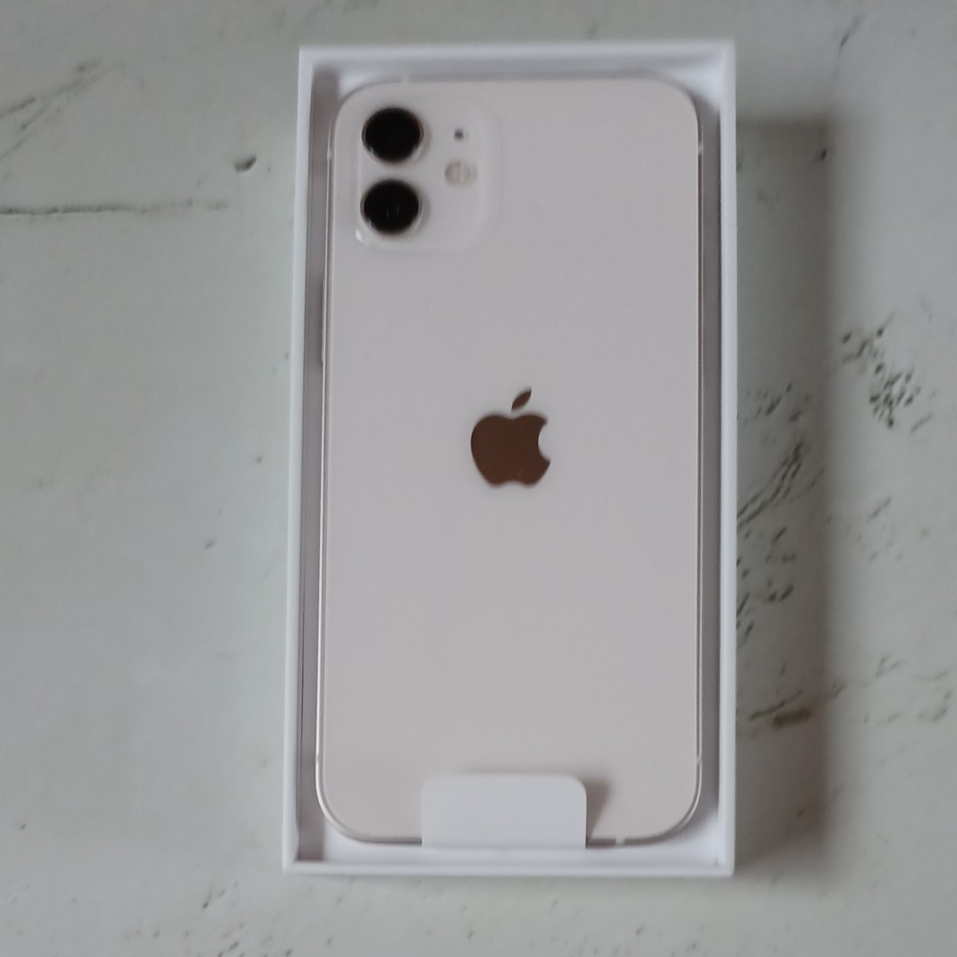 iPhone12 64GB ホワイト SIMロック解除済 ccorca.org