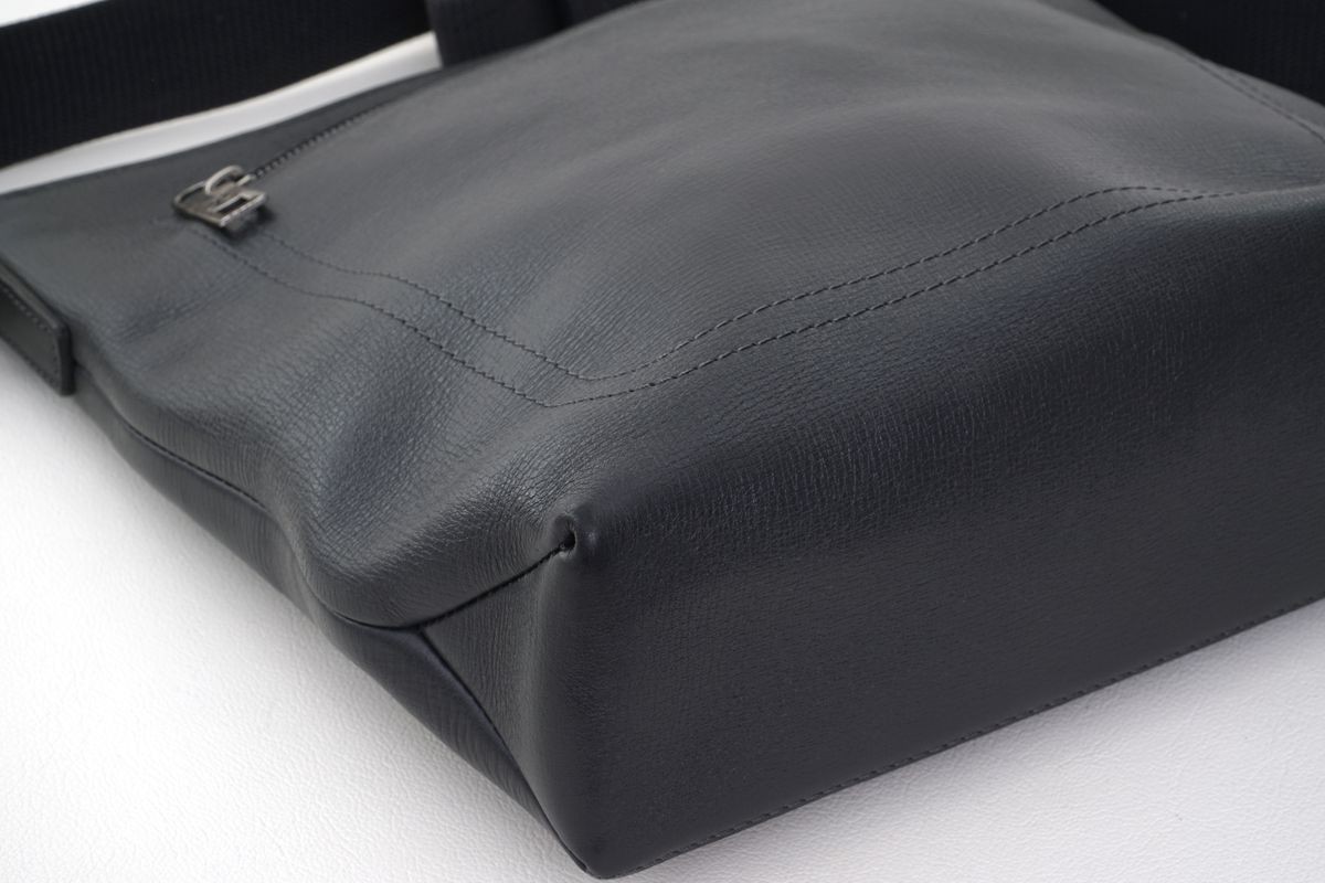 極美品】ルイヴィトン Louis Vuitton ユタレザー シャウニーMM M94017