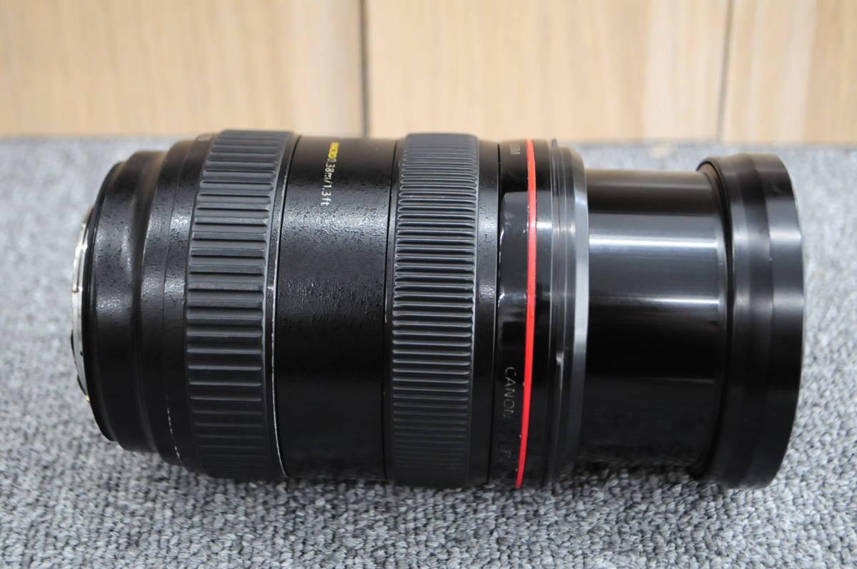 ☆大三元レンズ☆ キヤノン Canon EF24-70mm F2.8L USM 箱など付属品