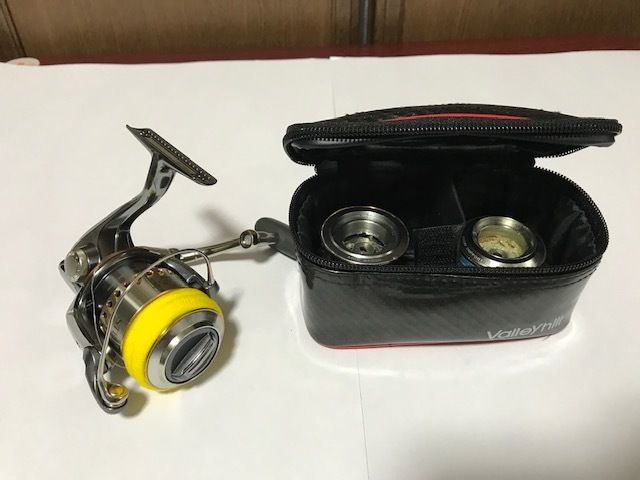 ネット特売 18 ステラ C3000XG + C3000スプール付き www.obattabetta.jp