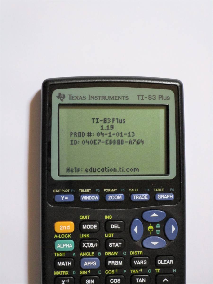 【未使用に近い】TI-83 Plus Texas Instruments テキサス・インスツルメンツ グラフィック関数電卓